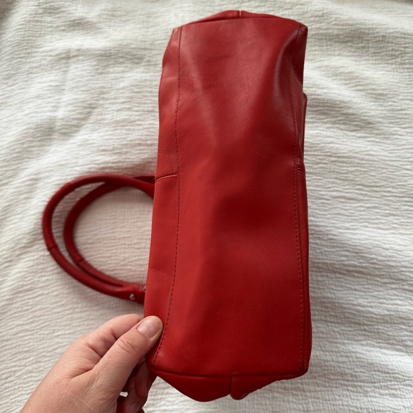 Vintage red leather COACH tote - Picture 15 of 15